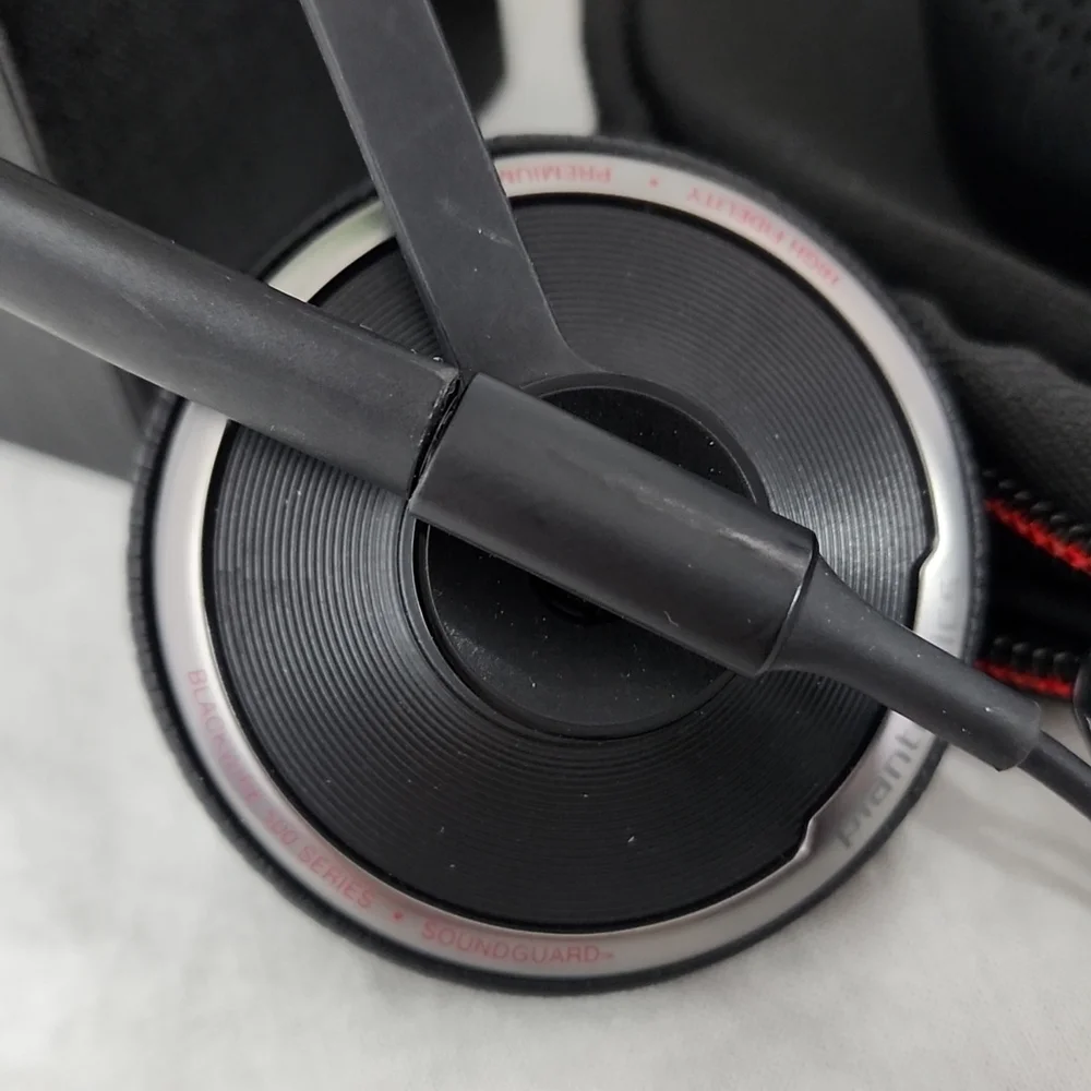 Plantronics Dual-ear USB Wired Headset for PC - C520-M